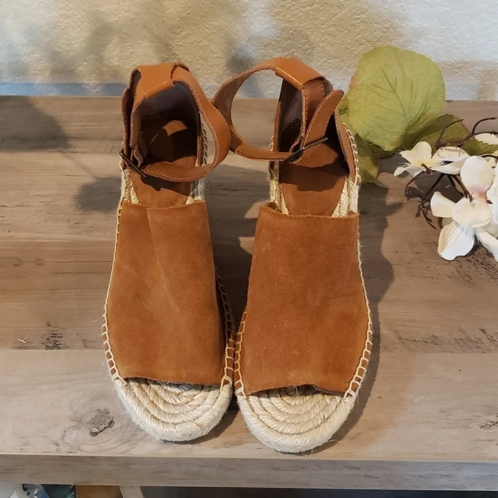GAP espadrille wedge